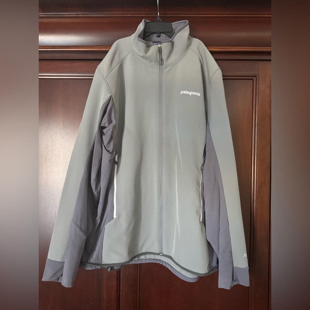 Patagonia Charcoal Lightweight Jacket